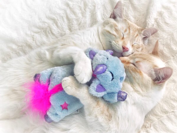 Petstages Peluche Unicorn Cuddle Pal - Imagen 3